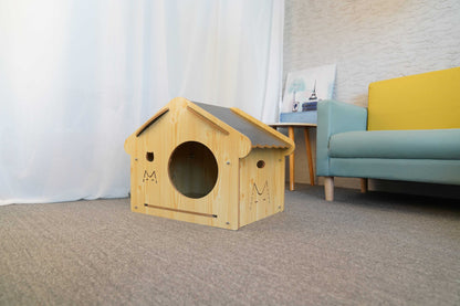 Mekidulu wooden dog and cat house with doors and windows